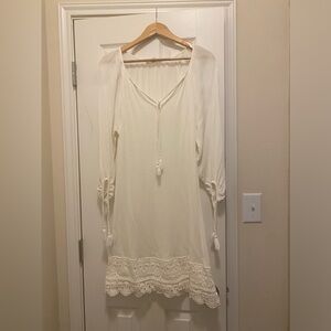 Lovestitch white sear sucker and lace long sleeve dress size M.